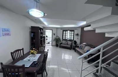Casa em condomínio fechado com 3 quartos à venda na rua andré rocha, taquara, rio de janeiro, 173 m2 por r$ 429.900
