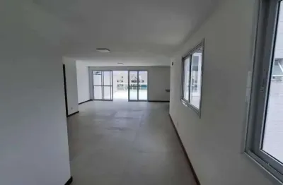 Cobertura com 3 quartos para alugar na rua antônio baptista bittencourt, recreio dos bandeirantes, rio de janeiro, 200 m2 por r$ 6.500