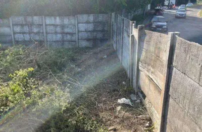 Terreno em patamares, 1.840m², p/ escolas, prédio, mercado