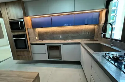 Morada dos príncipes, 141m², 3 suítes, armários, 3 vagas