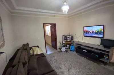 Casa com 3 quartos à venda no jardim patrícia, uberlândia  por r$ 580.000