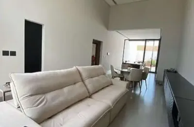 Casa com 3 quartos à venda no maravilha, uberlândia  por r$ 865.000
