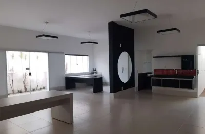 Casa com 3 quartos à venda no fundinho, uberlândia  por r$ 1.810.000