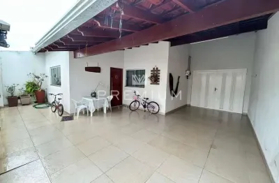 Casa com 3 quartos à venda no jardim brasília, uberlândia  por r$ 450.000