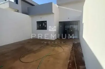 Casa com 3 quartos à venda no jardim ipanema i, uberlândia  por r$ 390.000