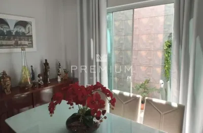 Casa com 4 quartos à venda no jardim patrícia, uberlândia  por r$ 630.000