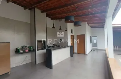 Casa com 3 quartos à venda no jardim karaíba, uberlândia  por r$ 950.000