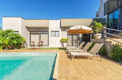 Casa no condomínio condomínio campo de toscana para venda com 3 quartos, sendo 3 suítes , 382m²