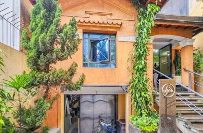 Casa comercial à venda na Rua Galvão Bueno, 825, Liberdade, São Paulo