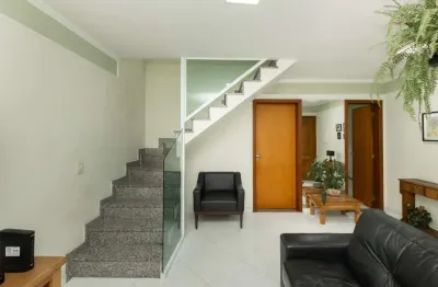 Sobrado para venda em Vila Mazzei com 2 quartos, sendo 2 suítes , 140m²