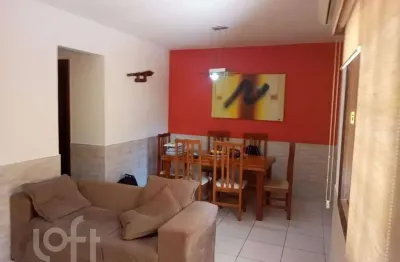 Casa com 2 quartos à venda na rua monsenhor marques, 524, pechincha, rio de janeiro por r$ 420.000