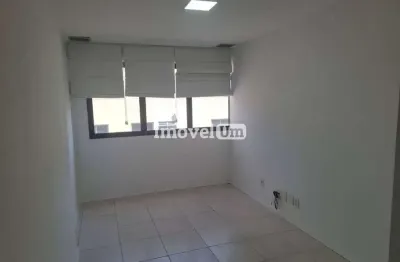 Sala comercial à venda na Avenida Geremário Dantas, Pechincha, Rio de Janeiro
