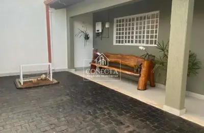 Casa com 3 quartos à venda no Presidente Roosevelt, Uberlândia 