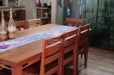 Casa com 3 quartos à venda no Jardim Patrícia, Uberlândia 