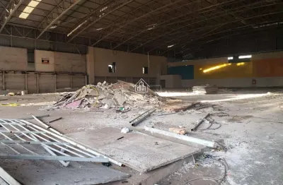 Barracão / Galpão / Depósito à venda no Santa Mônica, Uberlândia 