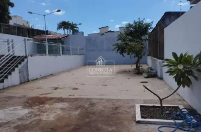 Casa para locação de 311m² - por R$10.000,00 no Osvaldo Rezende - Uberlândia/MG
