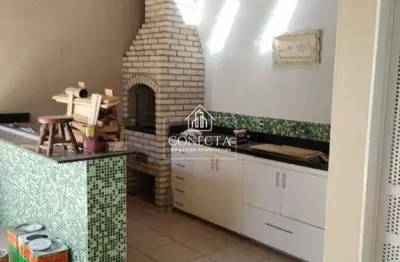 Casa em uberlândia - 3 quartos, 1 suíte, 2 salas, churrasqueira