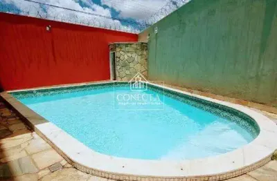 Casa residencial com 4 quartos, piscina e varanda gourmet em vigilato pereira, uberlândia