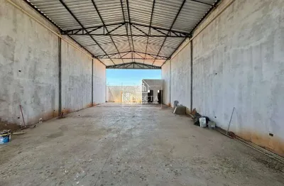 Galpão para locação no bairro jardim holanda. uberlândia - mg