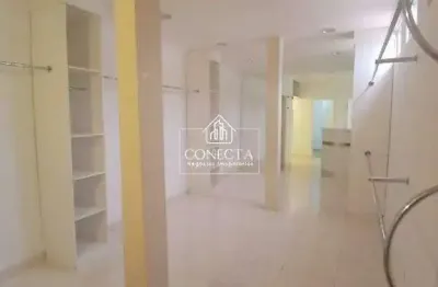 Casa comercial para locação em jardim karaíba – 2 quartos, 1 suíte, portão eletrônico