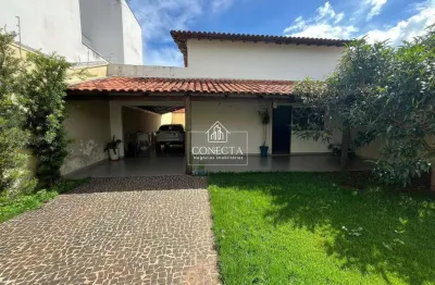 Casa a venda sozinha no terreno Bairro Nova Uberlândia, 2 quartos com suíte, 110 m² de construção