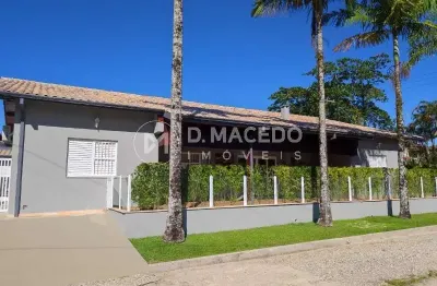 Casa em condomínio fechado com 4 quartos para alugar na rua são pedro, 282, praia da lagoinha, ubatuba por r$ 2.000 por dia