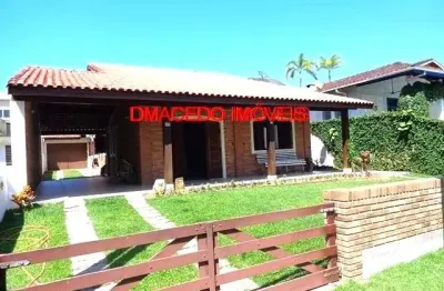 Casa em condomínio fechado com 6 quartos para alugar na rua fortaleza, 35, praia da lagoinha, ubatuba por r$ 900 por dia