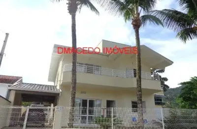 Casa em condomínio fechado com 4 quartos para alugar na rua seis, 24, praia do sape, ubatuba