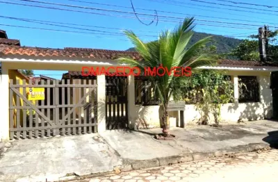 Casa com 4 quartos à venda na rua amazonas, 221, praia da lagoinha, ubatuba por r$ 680.000