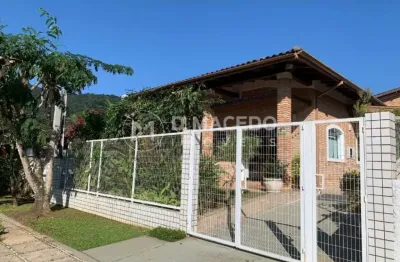 Casa em condomínio fechado com 5 quartos à venda na rua são pedro, 199, praia da lagoinha, ubatuba por r$ 1.400.000