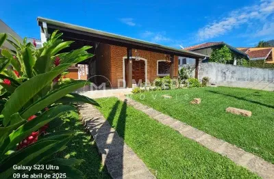 Casa para alugar em condominio lagoinha de 388.00m² com 6 quartos, 2 suites e 5 garagens