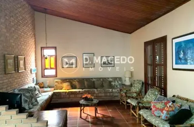 Casa para venda em Condominio Lagoinha de 347.00m² com 3 Quartos e 1 Suite