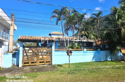 Casa para venda em Praia Da Lagoinha de 441.00m² com 3 Quartos, 1 Suite e 5 Garagens