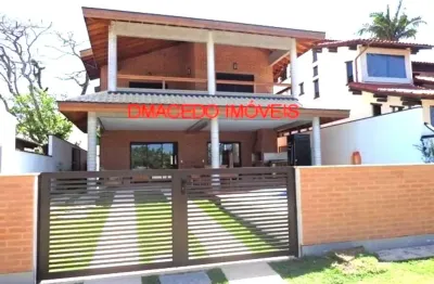 Casa para venda em Condominio Lagoinha de 363.00m² com 4 Quartos, 4 Suites e 2 Garagens