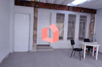 A casa está localizado no bairro assunção com 100 metros quadrados