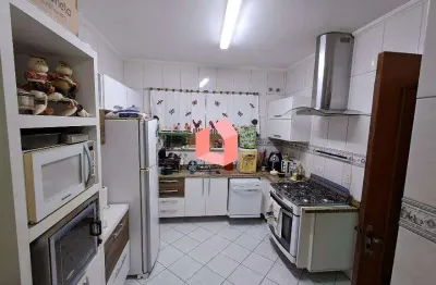 Demarchi -sbc-sp>lindo sobrado c/3 suites amplas (suite master c/closet),04vg,area gourmet, solariun, excelente localização cercada de comercios/serv.