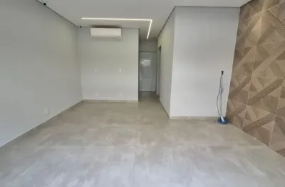Casa comercial toda reformada - pronta para uso - estrutura completa
