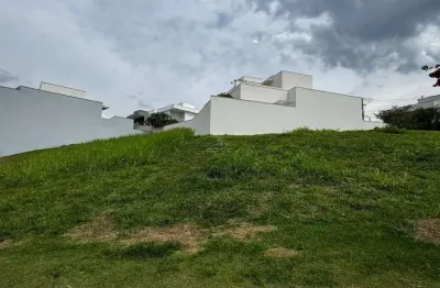 Terreno em condomínio fechado à venda na Avenida Rogério Cassola, 582, Itapeva, Votorantim por R$ 450.000