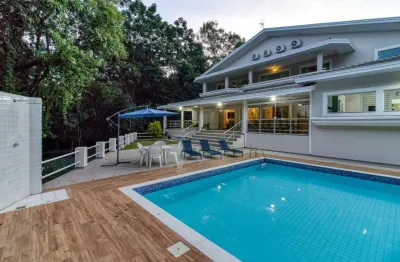 Casa com 5 dormitórios para venda no altos da serra 2