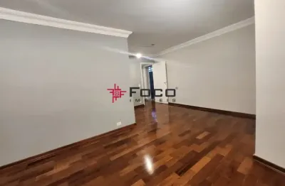 Ótimo apartamento com sacada / vila adyana -04 dormitórios/impecável