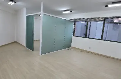 Sala comercial com 1 sala para alugar na Avenida Doutor João Guilhermino, 1, Centro, São José dos Campos