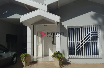 Casa à venda 200m² - 03 dormitórios (2 suítes) - jardim satélite