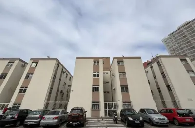 Apartamento com 3 quartos para alugar na Rua Governador Irineu Bornhausen, 811, Campinas, São José