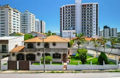 Casa com 5 quartos à venda na Rua Saldanha da Gama, 688, Barreiros, São José