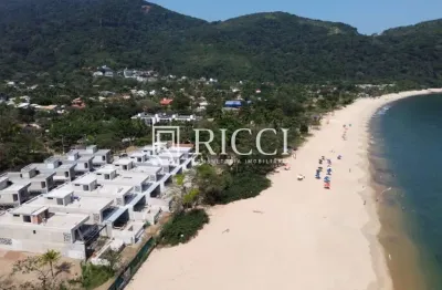 Casa de condomínio em toque-toque pequeno: 4 quartos, 4 suítes, 3 salas, 6 banheiros e acesso exclusivo à praia! venha conferir!