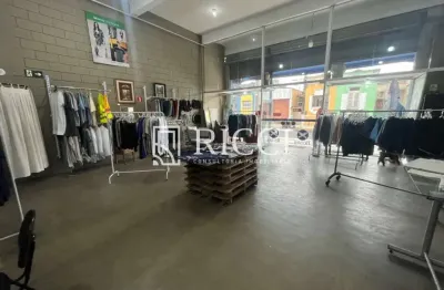 Prédio à venda na Vila Mathias, Santos 