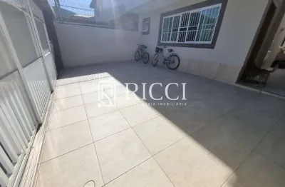 Casa com 3 quartos à venda no Marapé, Santos 