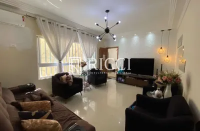 Casa com 3 quartos à venda no Embaré, Santos 