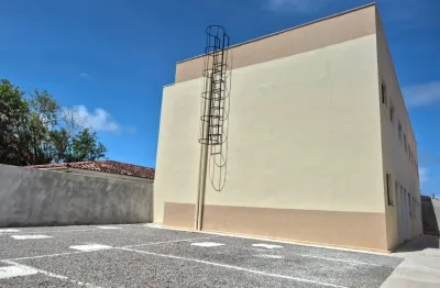 Apartamento 2 quartos com varanda em excelente localização em pau amarelo