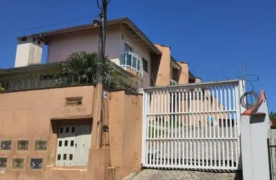 Casa com 2 quartos à venda na Rua Quinze de Novembro, Vila Nova, Joinville